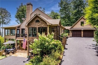 Building Photo - 1545 Pettit Ridge Rd