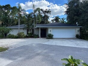 Building Photo - 2866 E Rainbow Cir