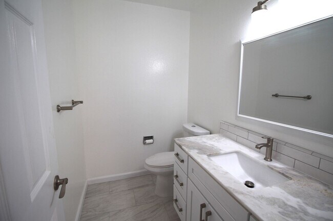 Building Photo - Stunning Pleasanton Home!