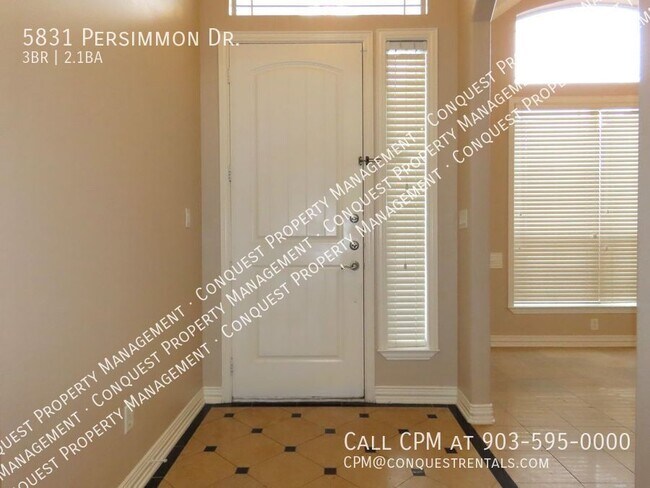 Building Photo - 5831 Persimmon Dr