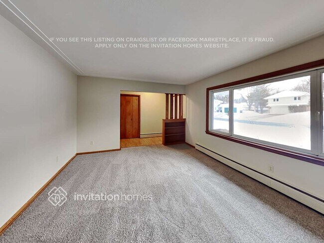 Foto del edificio - 5050 Mulcare Dr