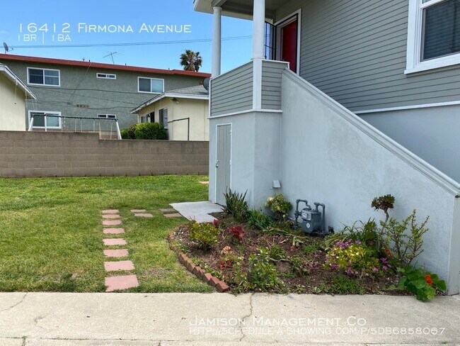 Foto del edificio - 16412 Firmona Ave