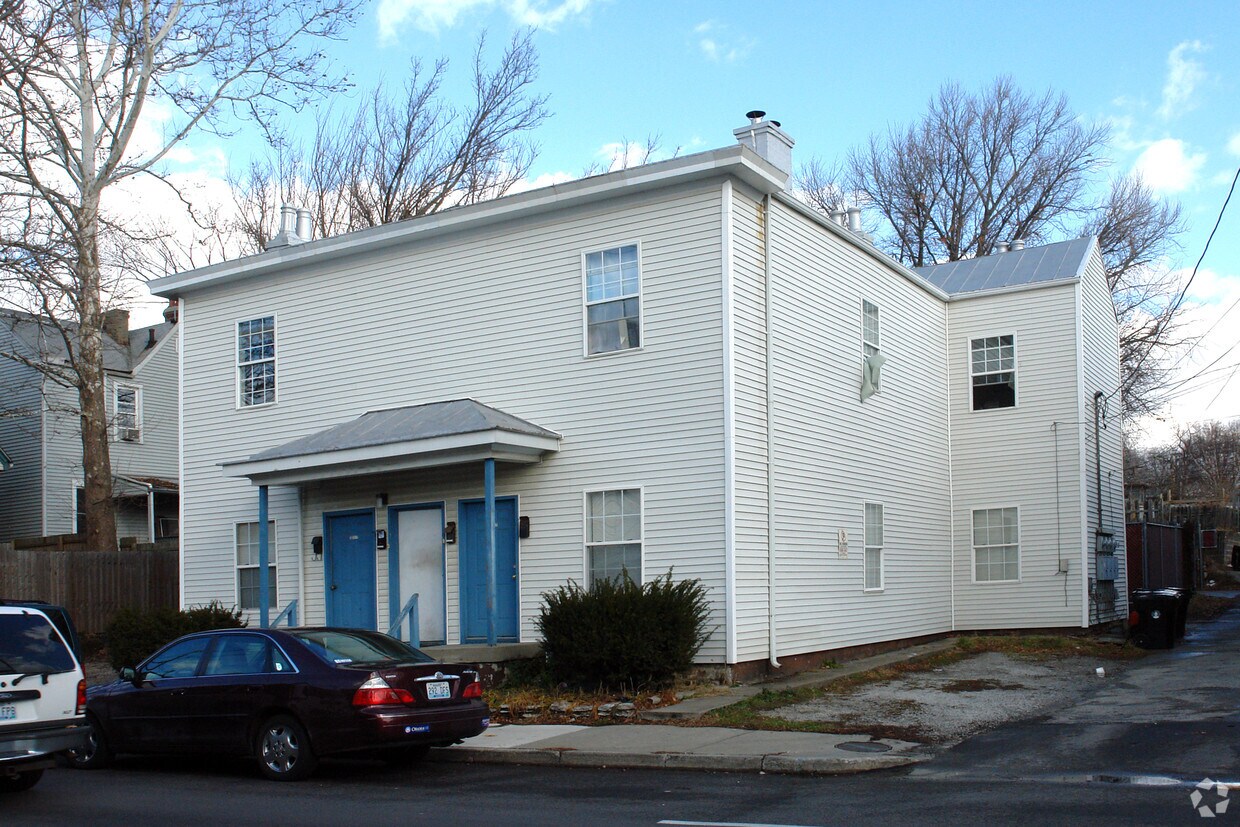 Building Photo - 1011-1013 Barret Ave