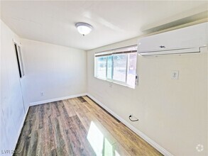 Building Photo - 1080 W Windsong Ln