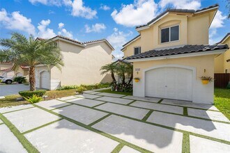 Building Photo - 15452 SW 50th Terrace