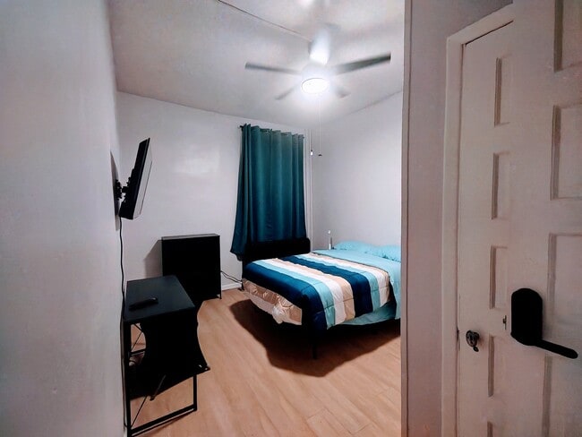 Photo - 1000 Washington Blvd Apartment