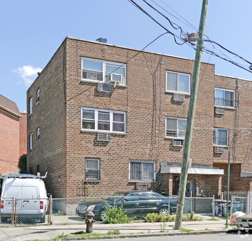 7605 47th Ave, Elmhurst, NY 11373 Apartments in Elmhurst, NY