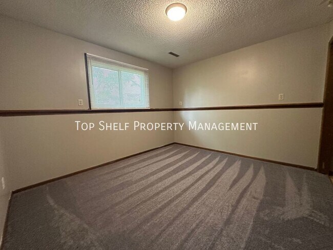 Foto del edificio - 1025 6th St NW