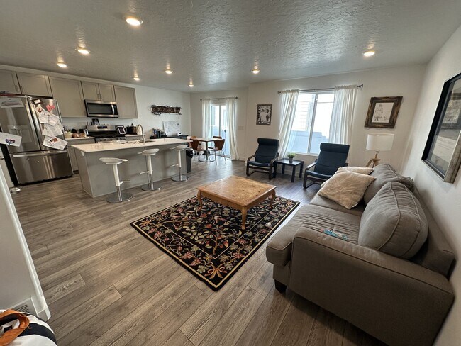 Foto del edificio - 287 Pier Ln