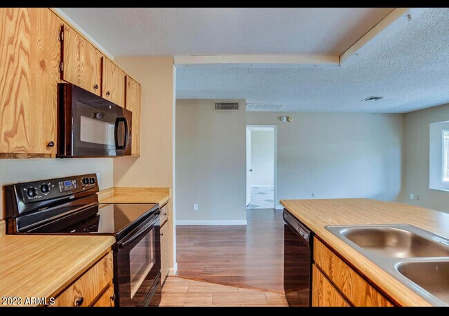 Foto del edificio - 20621 N 31st Ave