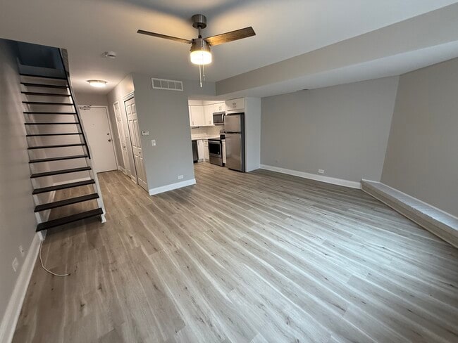 Foto del edificio - 744 W Gordon Terrace