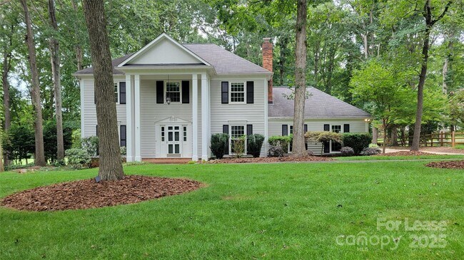 Foto del edificio - 9424 Whitethorn Dr