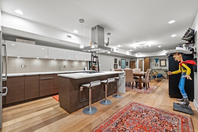 Foto del edificio - 1341 Irving St NW
