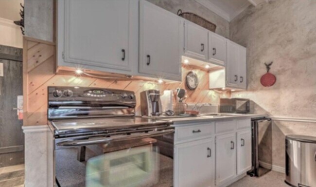 Foto del edificio - 2305 Sidewinder Dr
