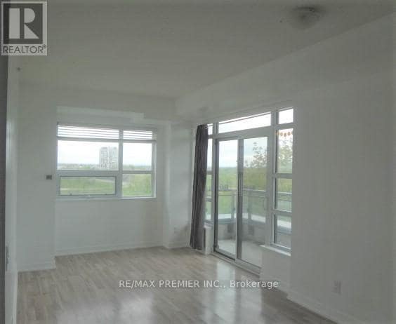 Building Photo - 840-840 Queens Plate Dr