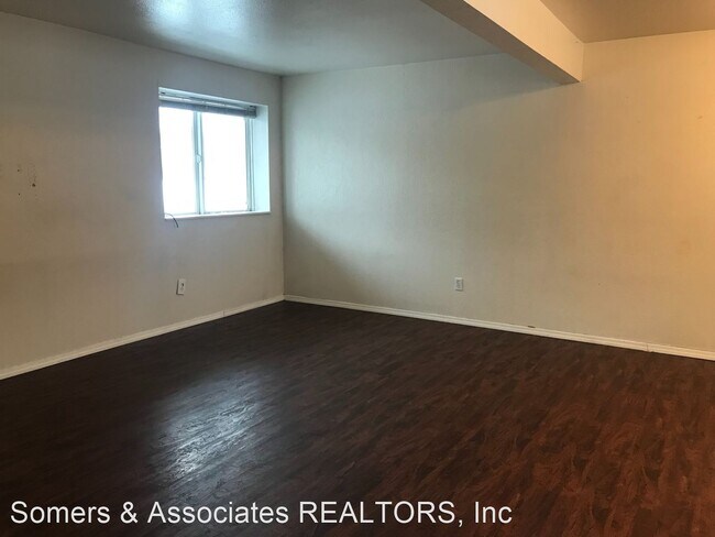 Building Photo - 2402 Mercier St