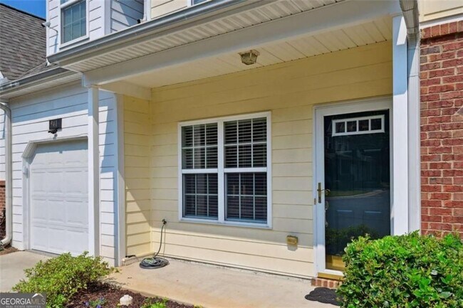 Foto del edificio - 939 Pike Forest Dr