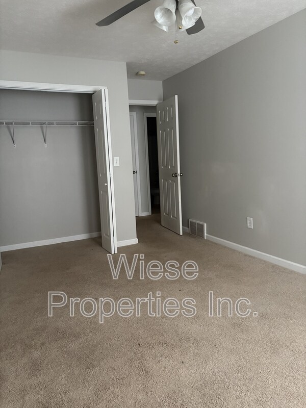 Building Photo - 1700 Tern Pl