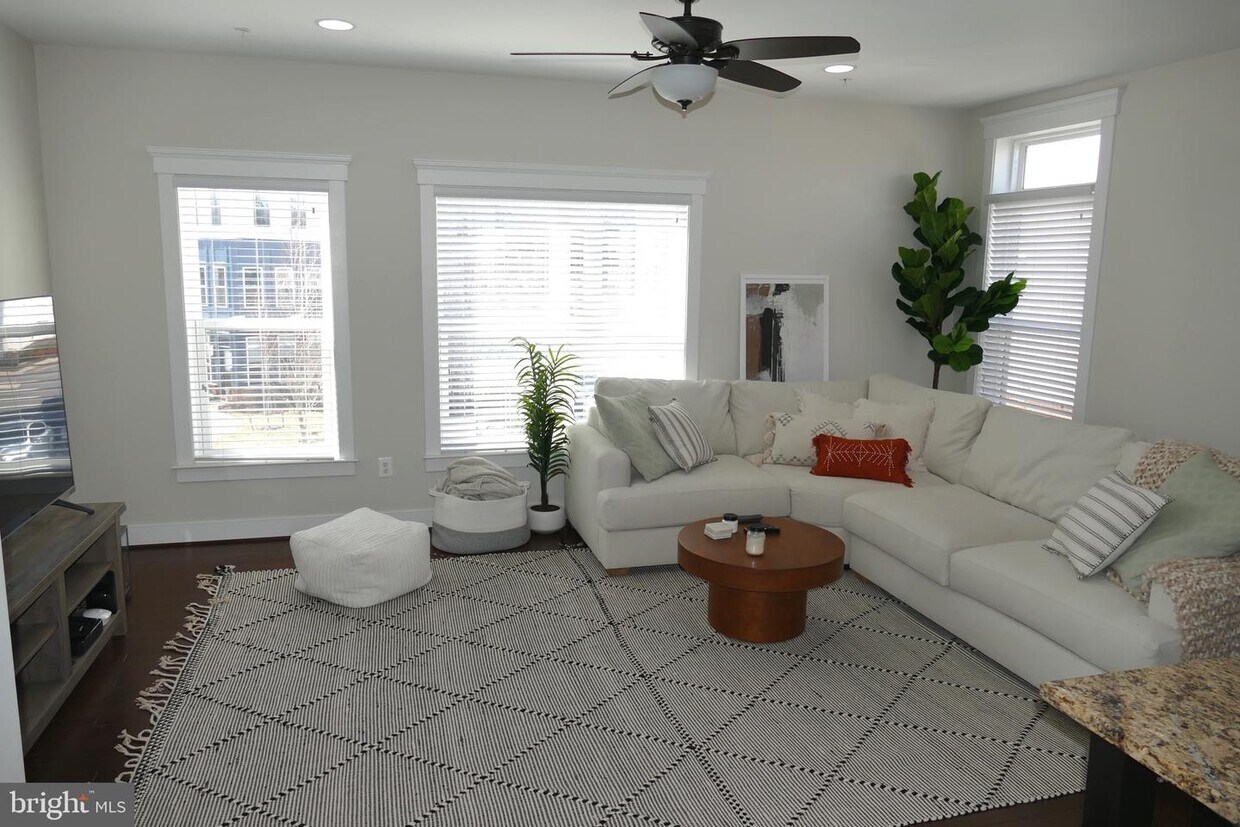 143 Lejeune Way, Annapolis, MD 21401 Townhome Rentals in Annapolis MD