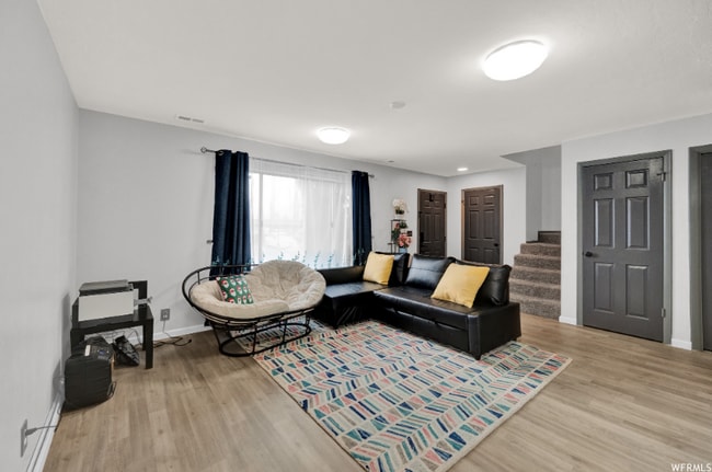 Building Photo - 4174 S Oak Meadows Dr