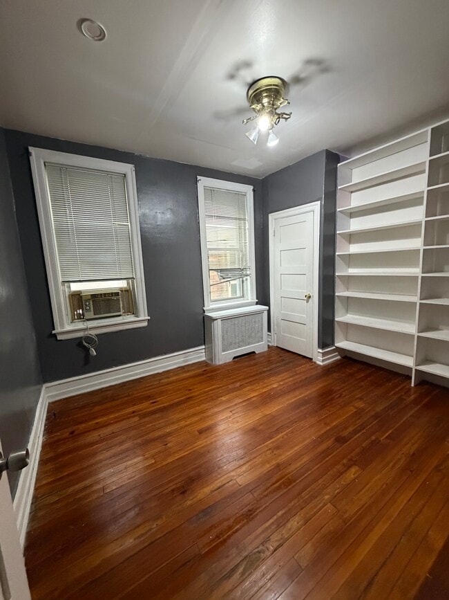 Building Photo - 5933 Carpenter St