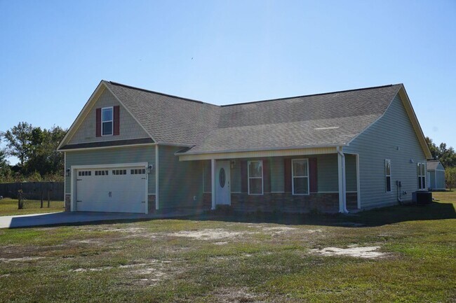 Foto del edificio - 3 Bedroom 2 Full bathrooms w/ Bonus room in Richlands!