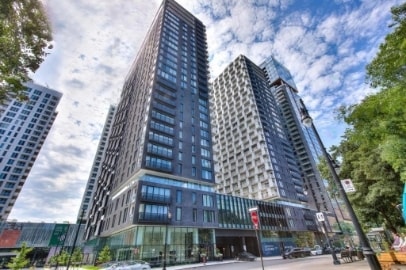 Building Photo - 2300 R Tupper