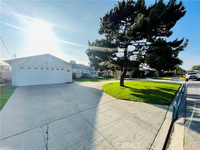 Foto del edificio - 9258 Lubec St