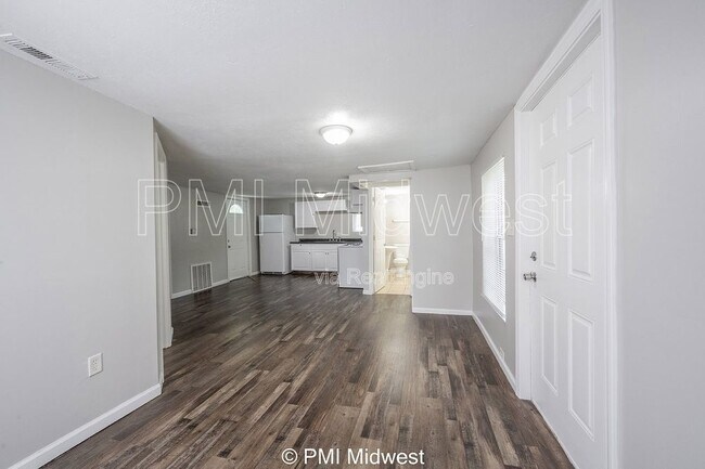 Foto del edificio - 1519 E Mills Ave