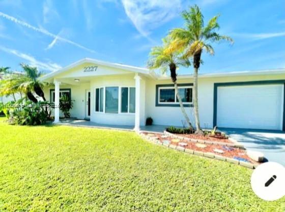 Foto del edificio - 2227 NW 65th Ave