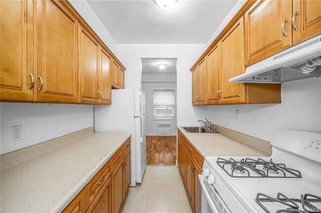 Foto del edificio - 525 Bronxville Rd