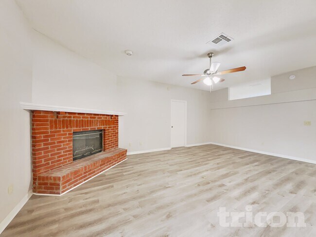 Building Photo - 11764 Wax Berry Ln