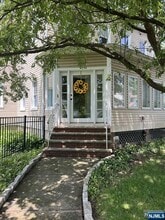Building Photo - 211 Paterson Ave
