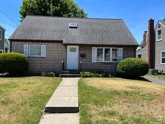 Building Photo - 146 Walton Ave