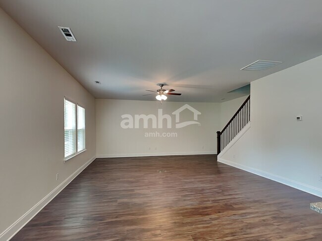 Building Photo - 5964 Hagar Vly Dr