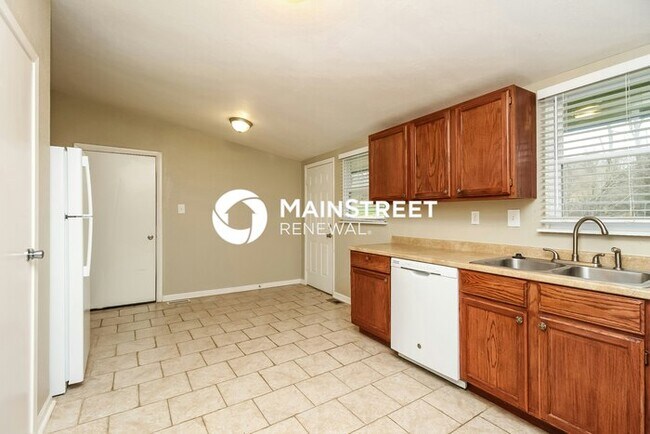 Foto del edificio - 3 Bedroom Pet-Friendly Home in Lansing, KS...