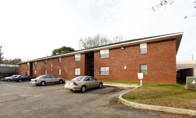 Building Photo - MLK Manor Apartments