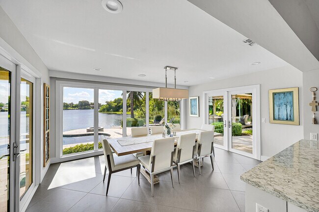 Foto del edificio - 6767 Tradewind Way