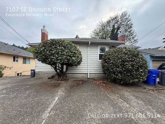 Foto del edificio - 7107 SE Division St