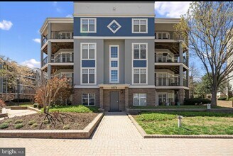 Building Photo - 5573 Seminary Rd