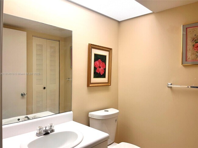 Foto del edificio - 12550 SW 15th St