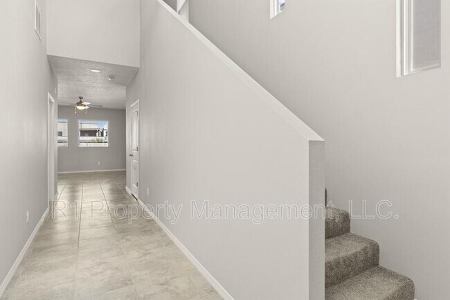 Building Photo - 5643 Link Place Northeast