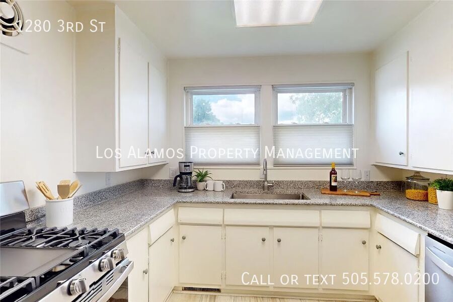 Primary Photo - 1280 3rd St