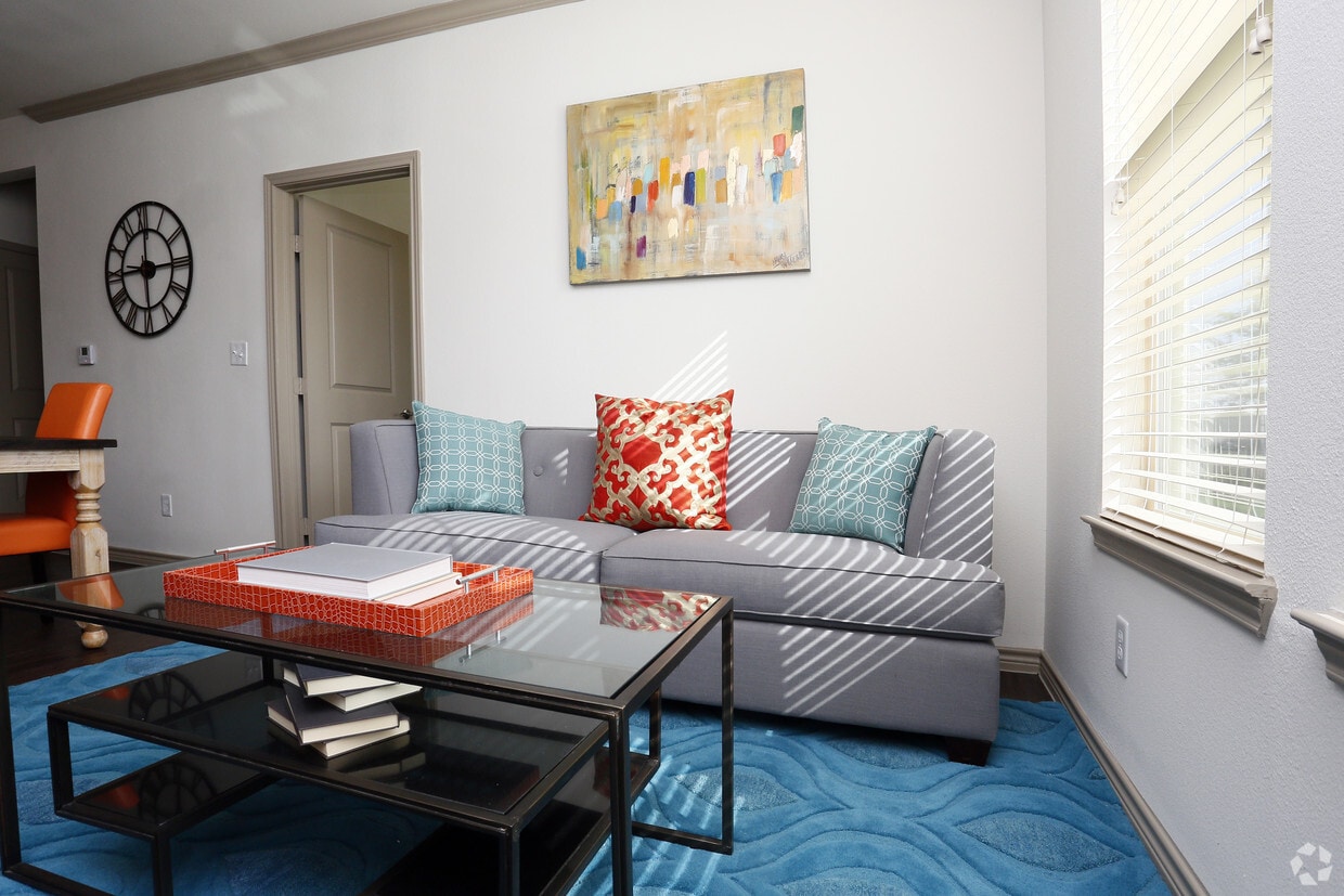 Latigo Crossing Apartments Victoria Tx Living Room Latigo Crossing