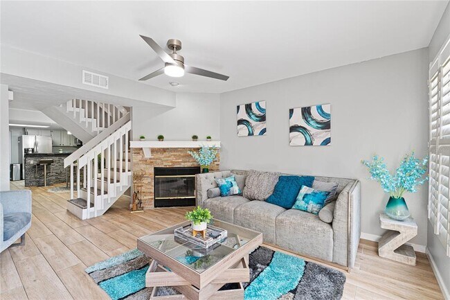 Building Photo - 2304 Fletchers Point Cir