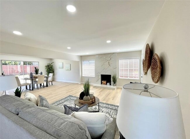 Building Photo - 2256 Rutgers Dr