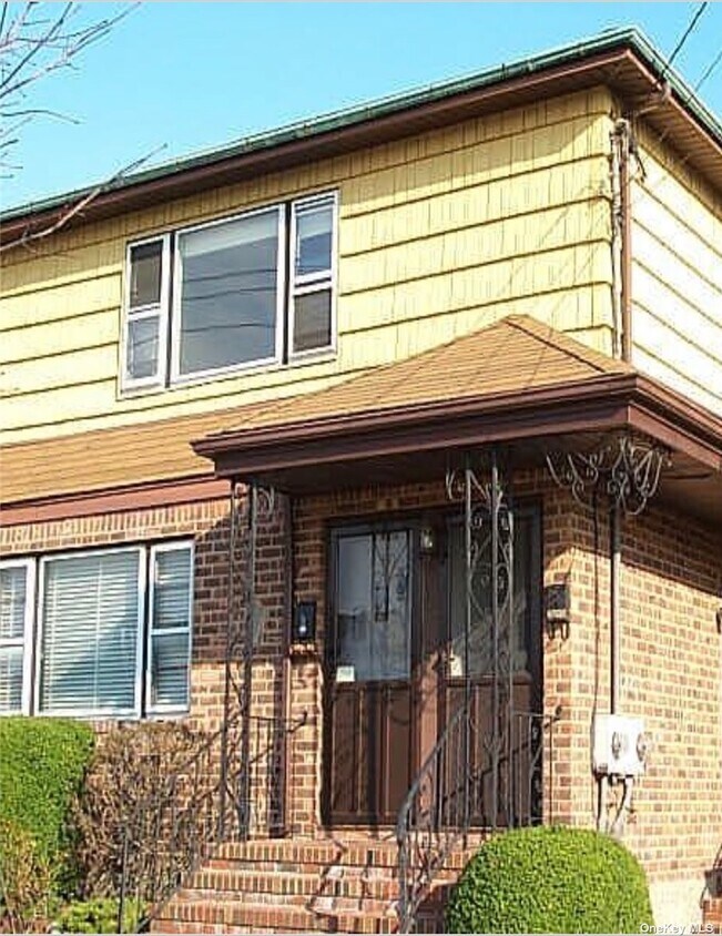 Primary Photo - 123 Gibson Blvd