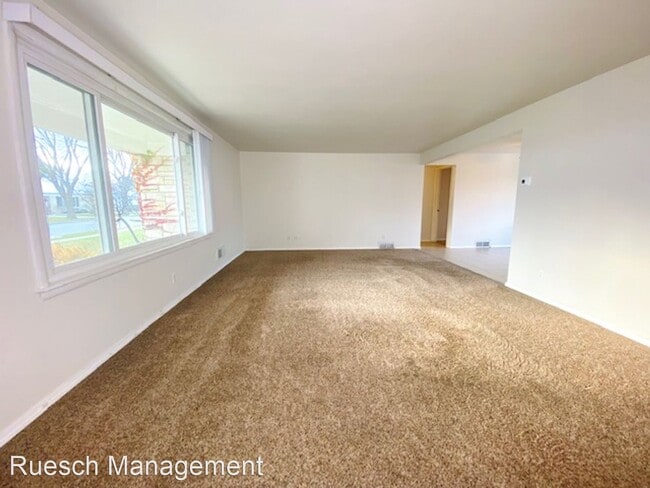 Building Photo - 2 br, 1 bath House - 1128 Oregon St