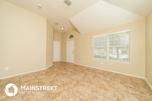 Foto del edificio - 623 Soledad St