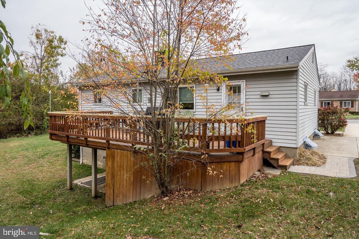 1524 Adamsview Rd, Catonsville, MD 21228 House Rental in Catonsville